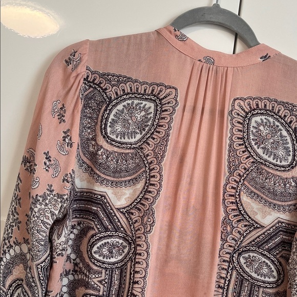 Lucky Brand NWOT Blush and Grey Paisley Bohemian Cotton Blouse, Size M - Picture 10 of 13